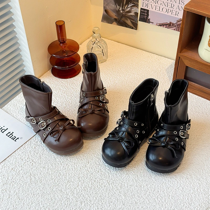 Осенние сапоги для девочек с круглым носком на молнии и бантом в британском стиле, шикарные детские туфли на плоской подошве, черные, коричневые, нескользящая модная детская обувь, От 7 до 12 лет
Осенние сапоги для девочек с круглым носком на молнии и бантом в британском стиле, шикарные детские туфли на плоской подошве, черные, коричневые, нескользящая модная детская обувь, От 7 до 12 лет