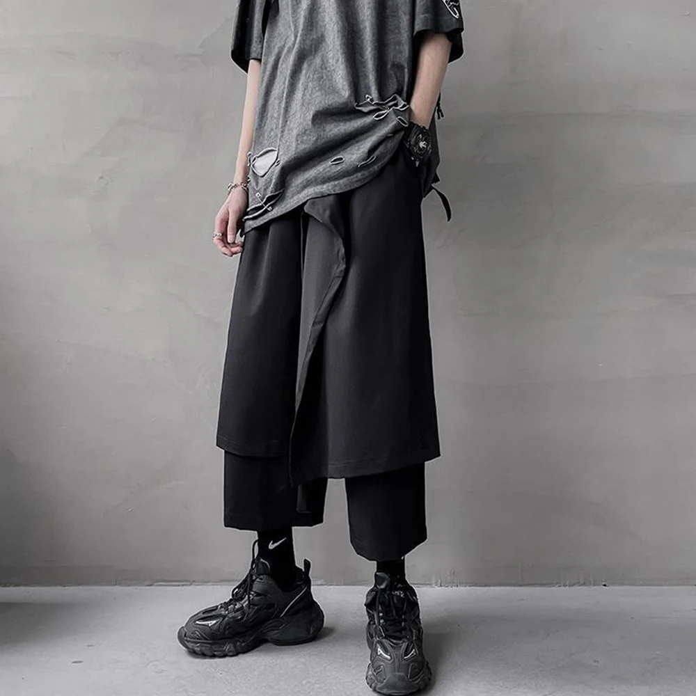 Mens Short Seven-Point Samurai Pants Fake Two-Piece Casual Pants Summer Streetwear Dark Fashion Seven-Point Pants Men'S Clothing
Mens Short Seven-Point Samurai Pants Fake Two-Piece Casual Pants Summer Streetwear Dark Fashion Seven-Point Pants Men'S Clothing