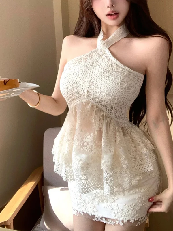 Sexy Lace Embroidery Halter Backless Tie Bridesmaid Short Set Slim Fit Bodycon Skirt High Waist Summer Fashion Women's Ensemble
Sexy Lace Embroidery Halter Backless Tie Bridesmaid Short Set Slim Fit Bodycon Skirt High Waist Summer Fashion Women's Ensemble