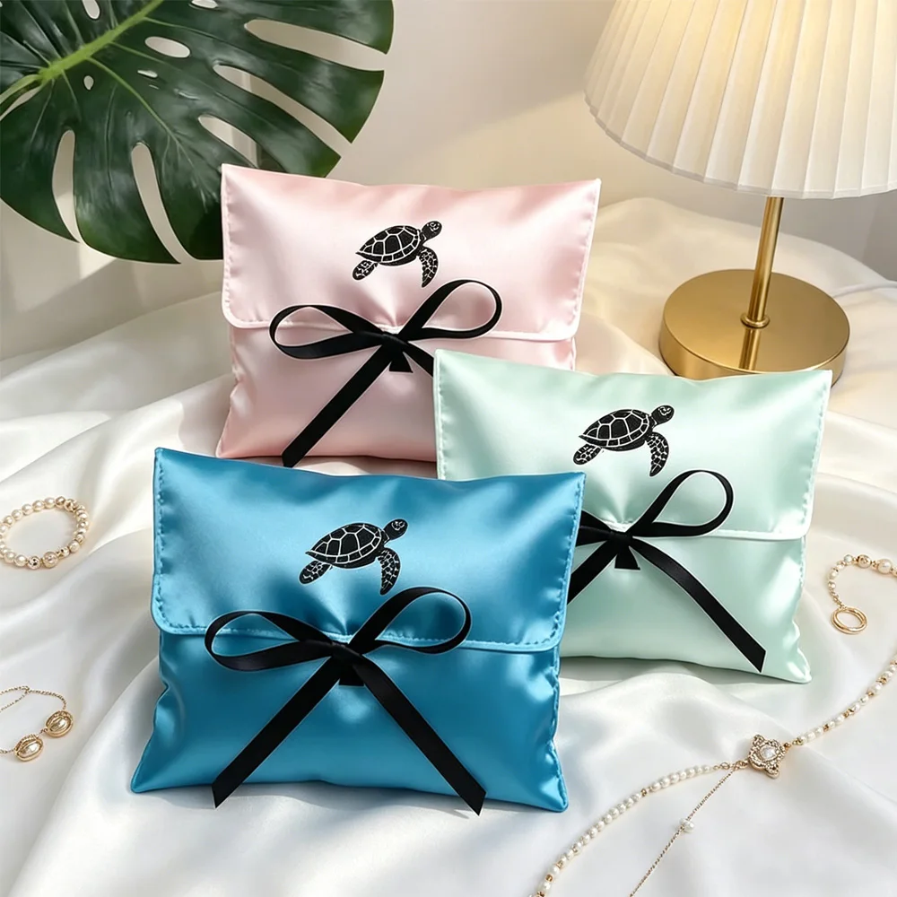 Wholesale 30x25cm Silk Satin Jewelry Envelope Gift Bags With Bow Ribbon Pouch For Rings Wedding Favors Guests Candy Wig Dust Bag
Wholesale 30x25cm Silk Satin Jewelry Envelope Gift Bags With Bow Ribbon Pouch For Rings Wedding Favors Guests Candy Wig Dust Bag