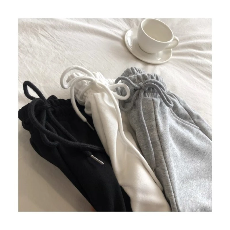 Women's Casual Shorts Petite Summer New Grey Versatile Outer Wear Running Trunks Trendy Cotton Material Origin China
Women's Casual Shorts Petite Summer New Grey Versatile Outer Wear Running Trunks Trendy Cotton Material Origin China