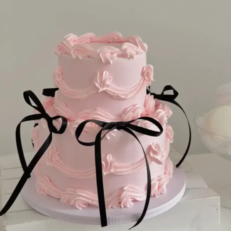 Двухслойная модель торта на день рождения, образец искусственного торта из пенопласта 6/8 дюйма, оконная витрина, украшение для свадебной вечеринки
Двухслойная модель торта на день рождения, образец искусственного торта из пенопласта 6/8 дюйма, оконная витрина, украшение для свадебной вечеринки