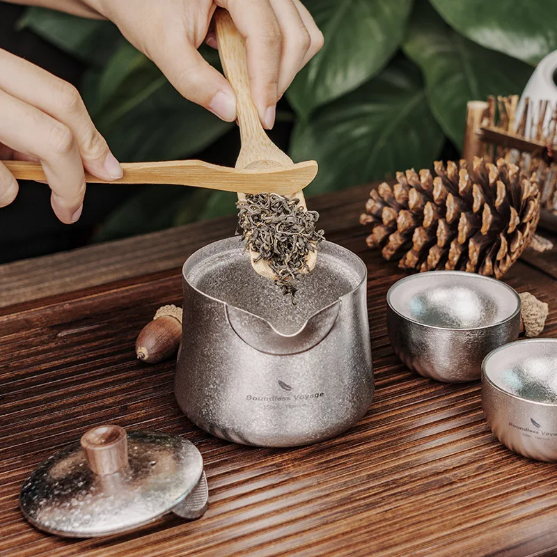 Pure Titanium Double-Layer Anti Scalding Kung Fu Teapot Teacup,Ultra Lightweight Portable Health,Outdoor Camping Travel,A1418
Pure Titanium Double-Layer Anti Scalding Kung Fu Teapot Teacup,Ultra Lightweight Portable Health,Outdoor Camping Travel,A1418