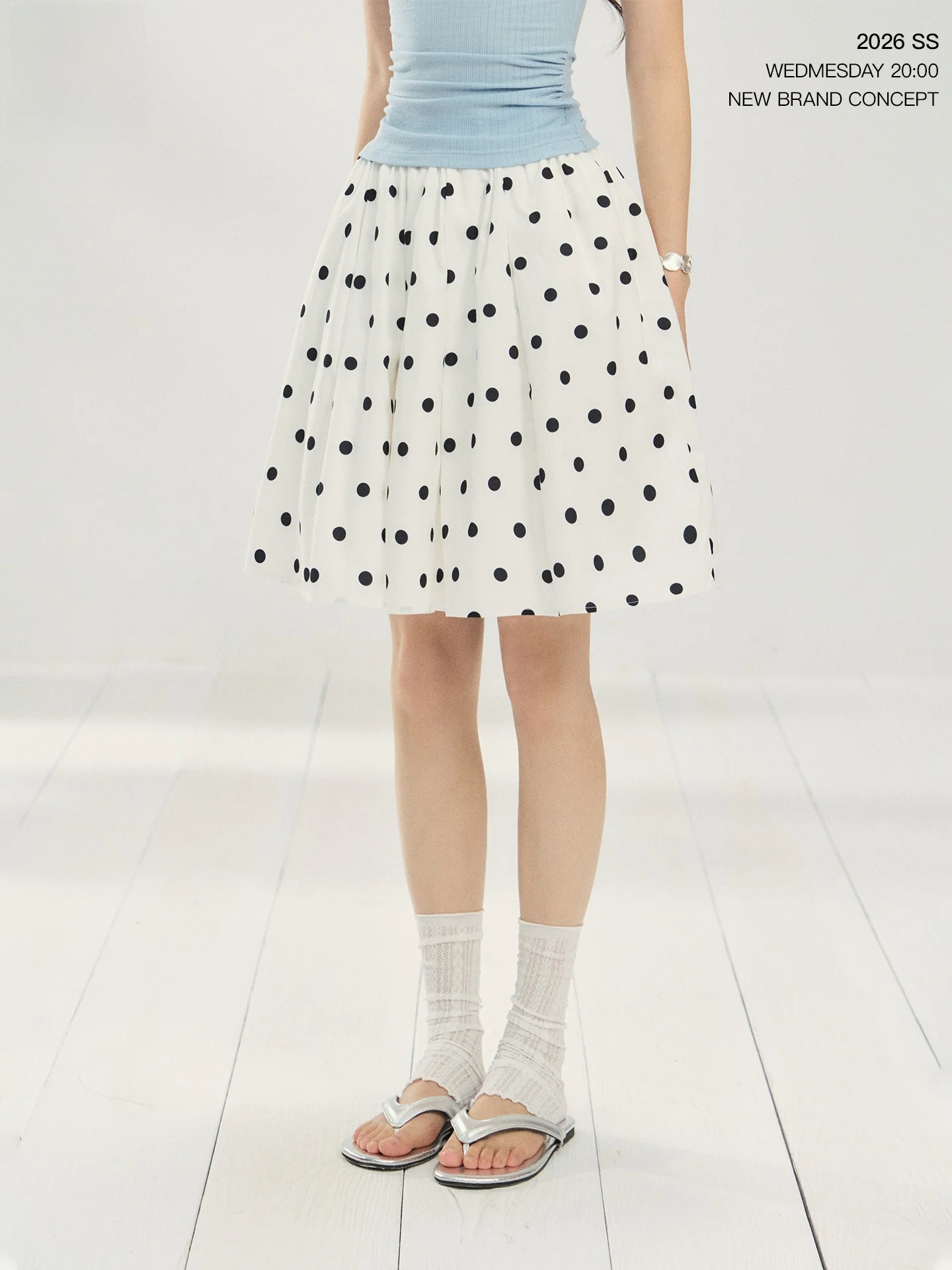 Low Waist Polka Dot A-Line Midi Skirt Casual Versatile Summer Fashion Ladies' Half-length Skirt Polyester Fiber Pocket Design
Low Waist Polka Dot A-Line Midi Skirt Casual Versatile Summer Fashion Ladies' Half-length Skirt Polyester Fiber Pocket Design
