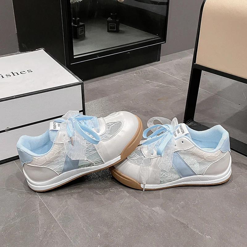 Lace Mesh Flats Casual Sport Shoes Woman Lace-Up Women Sneakers Summer 2025 Fashion Running Breathable Comfort Zapatillas Mujer
Lace Mesh Flats Casual Sport Shoes Woman Lace-Up Women Sneakers Summer 2025 Fashion Running Breathable Comfort Zapatillas Mujer