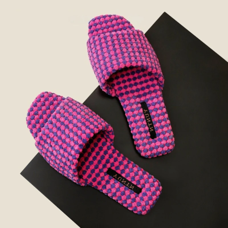 Fashion Mixed Color Plush Couples Home Slippers Summer Open-Toe Square-Toe Flat Slippers Light Non-Slip Comfortable Women Shoes
Fashion Mixed Color Plush Couples Home Slippers Summer Open-Toe Square-Toe Flat Slippers Light Non-Slip Comfortable Women Shoes