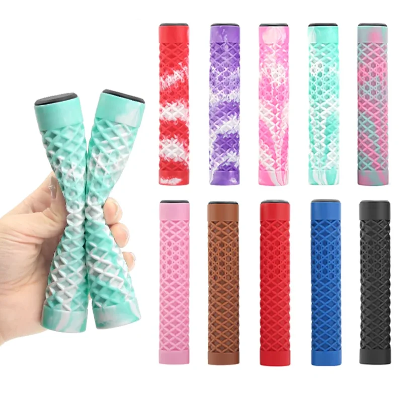 1Pair Bicycle Handlebar Grips Lengthening Non-Slip Soft Rubber Mountain Bike Grips For 22.2mm Handlebar Scooter Tricycle BMX
1Pair Bicycle Handlebar Grips Lengthening Non-Slip Soft Rubber Mountain Bike Grips For 22.2mm Handlebar Scooter Tricycle BMX