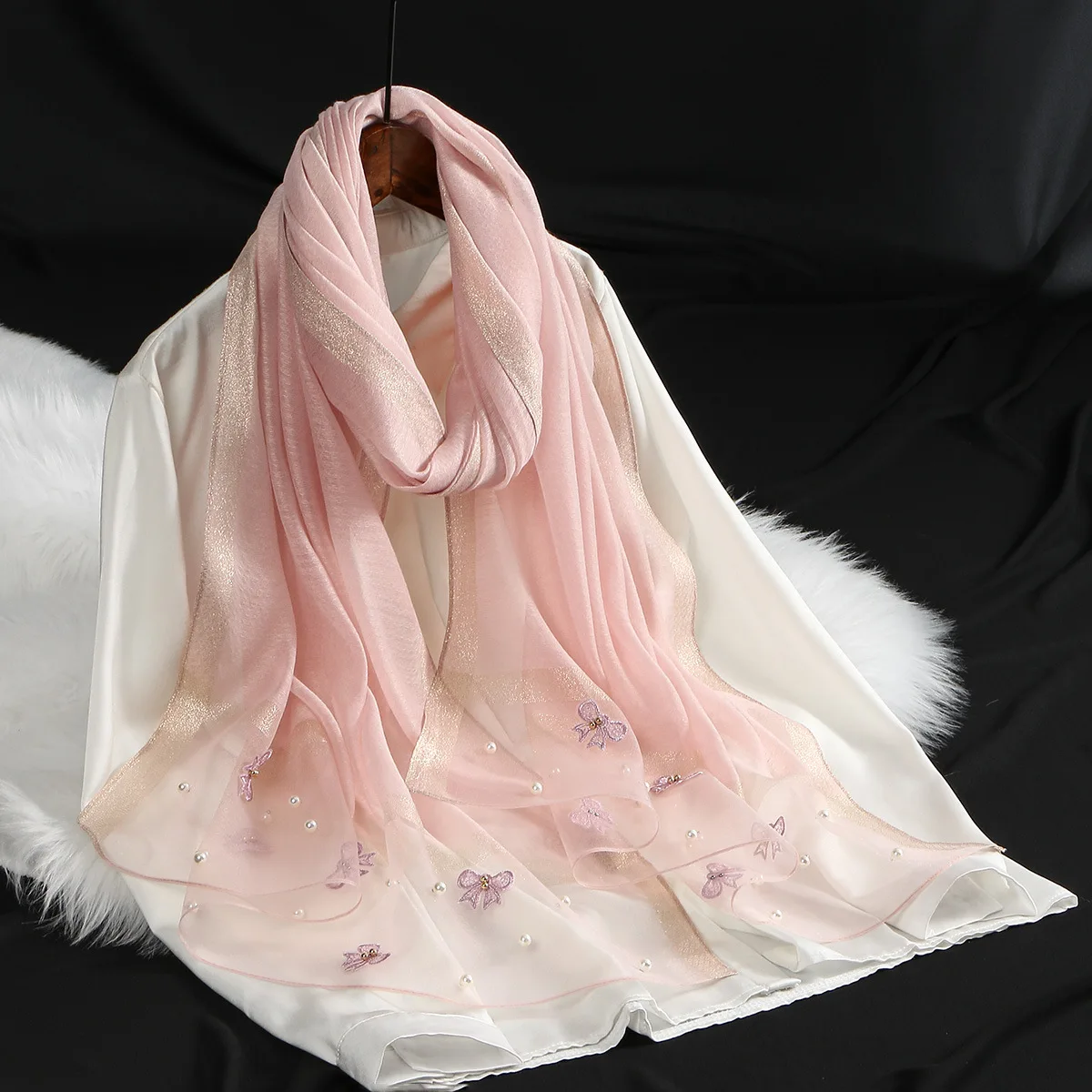 New Organza Lace Rhinestones Headscarf Women's Sun Protection Shawl Fashion Travel Beach Long Scarf Beaded Scarves Wrap Bandanas
New Organza Lace Rhinestones Headscarf Women's Sun Protection Shawl Fashion Travel Beach Long Scarf Beaded Scarves Wrap Bandanas