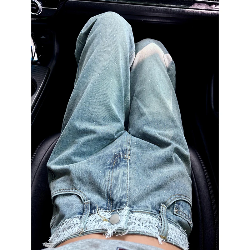 Джинсы женские с высокой талией, прямые, с кружевной отделкой на талии, летний дизайн, узкая модель, в американском ретро-стиле, широкие штанины
Джинсы женские с высокой талией, прямые, с кружевной отделкой на талии, летний дизайн, узкая модель, в американском ретро-стиле, широкие штанины