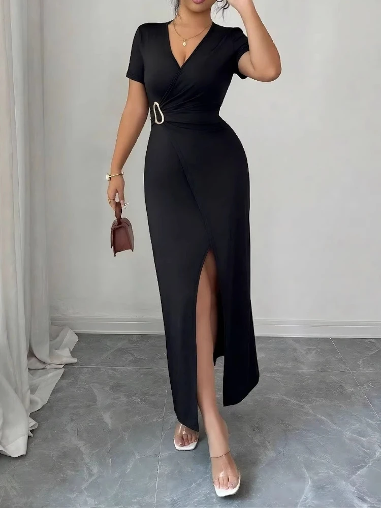 High Slit Long Skirt Dress V-neck Cross Metal Buckle Gathered Waist Summer Dress Women's Fitted Short Sleeve Bodycon Dress
High Slit Long Skirt Dress V-neck Cross Metal Buckle Gathered Waist Summer Dress Women's Fitted Short Sleeve Bodycon Dress