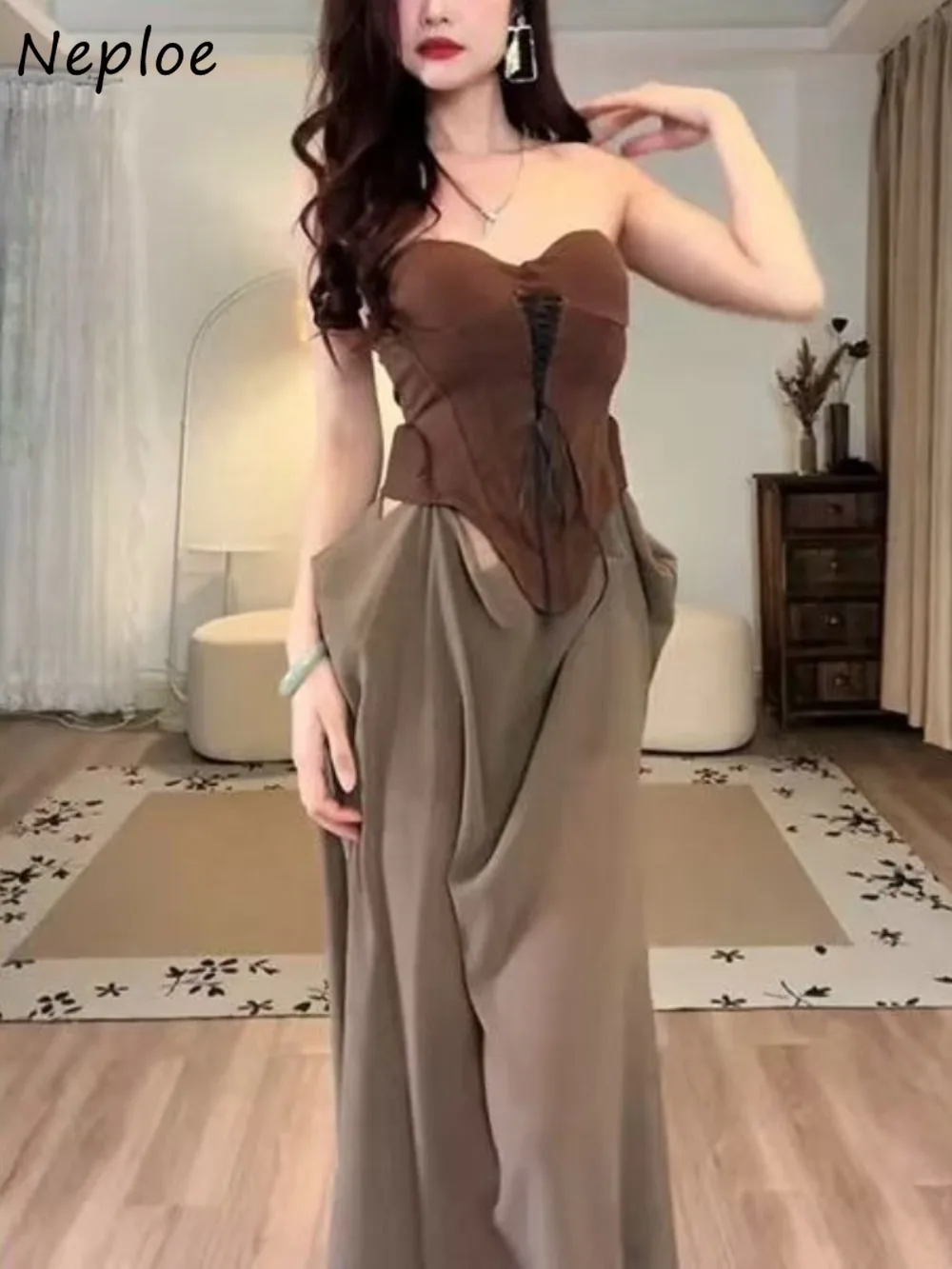 Neploe Vintage Sexy Holiday Mesh Patchwork Dress Strapless Advanced Hollow Out Robe Elegant Luxury Lace Up Fake Two Pieces Mujer
Neploe Vintage Sexy Holiday Mesh Patchwork Dress Strapless Advanced Hollow Out Robe Elegant Luxury Lace Up Fake Two Pieces Mujer
