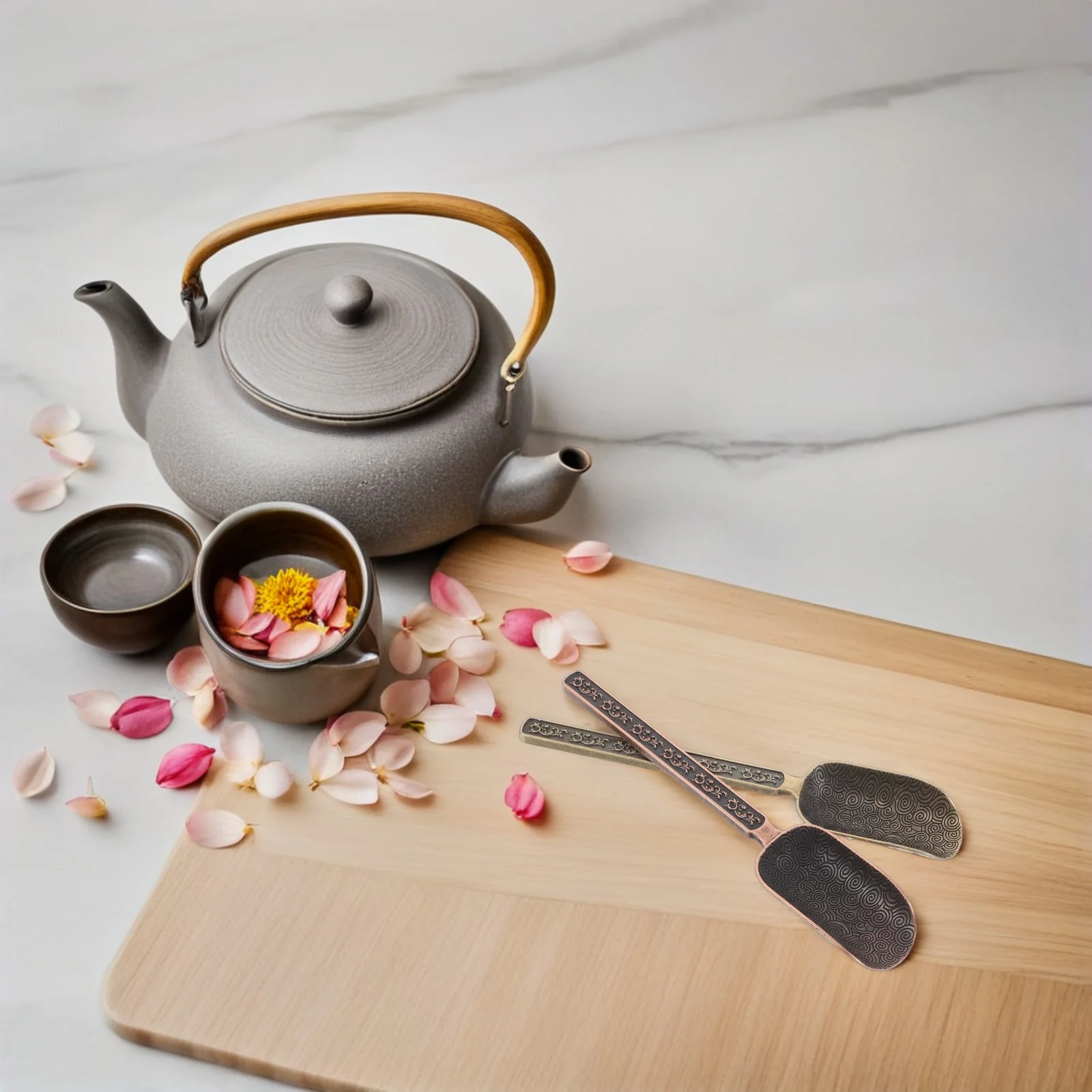 2Pcs Chinese Tea Scoop Set - Metal Leaf Measuring Spoon for Kung Fu Tea - Elegant Vintage Design Brewing Utensil Accessories
2Pcs Chinese Tea Scoop Set - Metal Leaf Measuring Spoon for Kung Fu Tea - Elegant Vintage Design Brewing Utensil Accessories