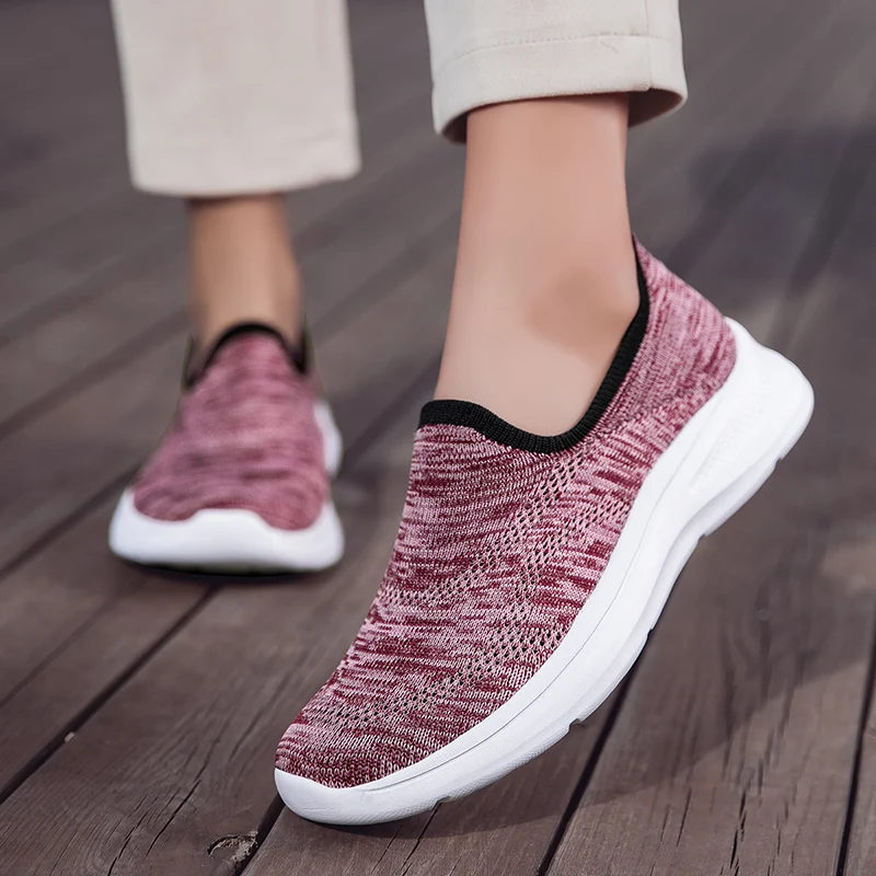 Women Mesh Running Sneaker Slip-On Fitness Sport Light Comfortable Breathable Black Walking Shoes Tenis Big Size 35-43
Women Mesh Running Sneaker Slip-On Fitness Sport Light Comfortable Breathable Black Walking Shoes Tenis Big Size 35-43