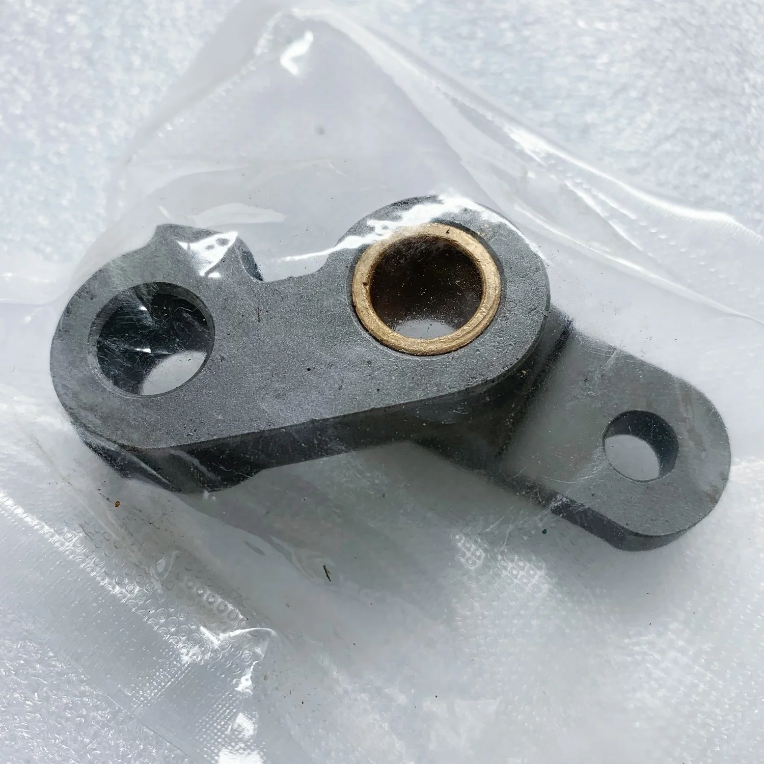 2-piece lever set OS S9.010.140 operating side lever compatible with Heidelberg CD102 / SM102 / SX102 offset press spare parts
2-piece lever set OS S9.010.140 operating side lever compatible with Heidelberg CD102 / SM102 / SX102 offset press spare parts