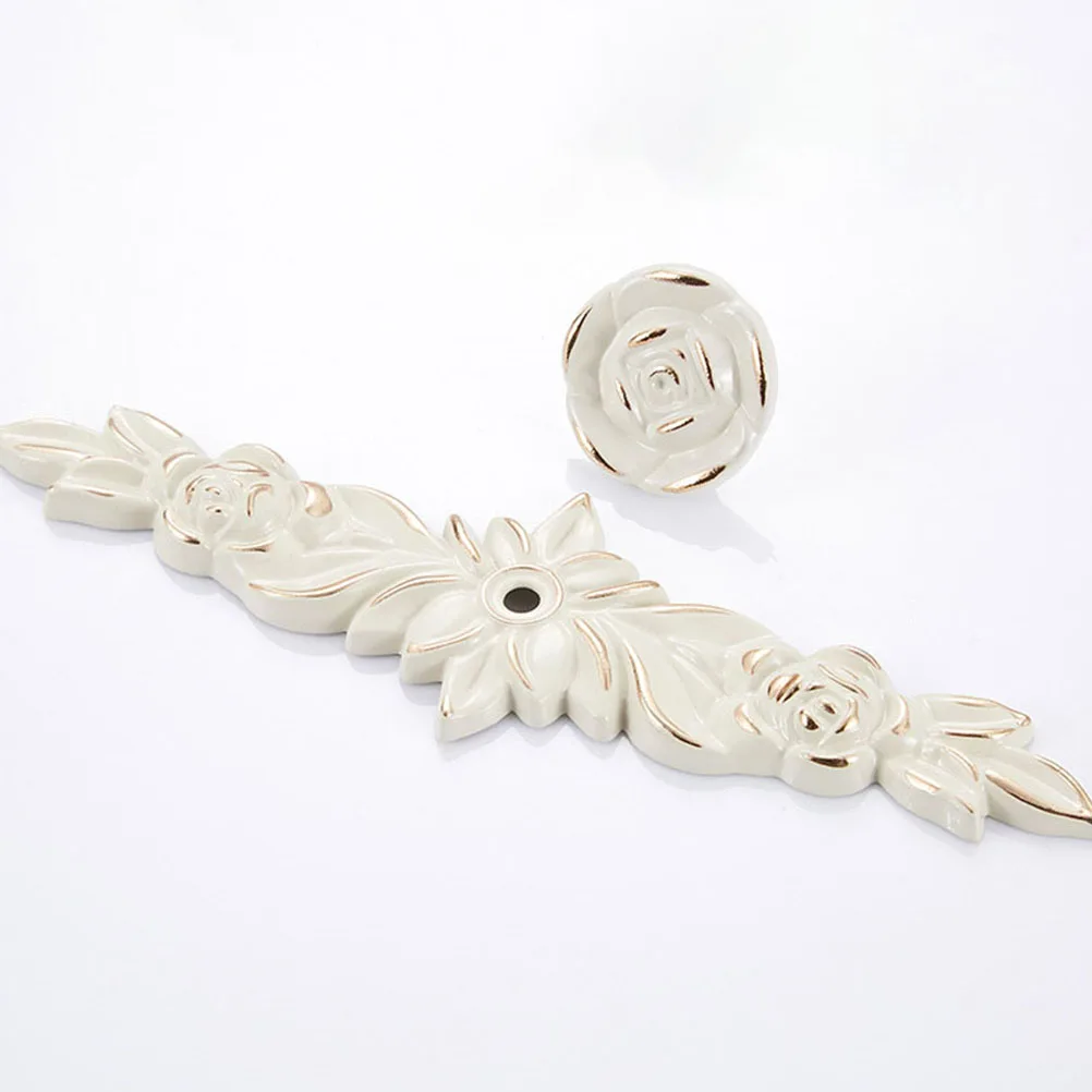 Rose Cabinet Knobs Vintage Drawer Pulls Retro Door H les Black Dresser Flower Zinc Alloy Durable Practical European Style Home
Rose Cabinet Knobs Vintage Drawer Pulls Retro Door H les Black Dresser Flower Zinc Alloy Durable Practical European Style Home