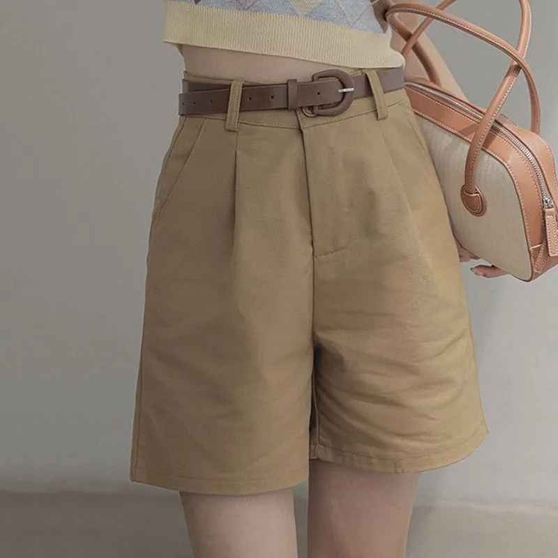 New Summer Wide Leg Shorts Women Solid Classic Loose Casual Office Lady Shorts Cotton High Waisted Zipper Straight Short Pants
New Summer Wide Leg Shorts Women Solid Classic Loose Casual Office Lady Shorts Cotton High Waisted Zipper Straight Short Pants