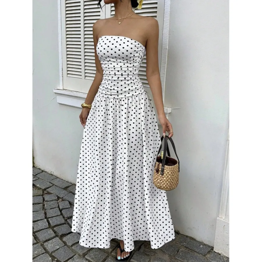 Spring New Vacation Style Temperament Slimming Polka Dot Tube Tops Female Jumpsuit Cake Skirt
Spring New Vacation Style Temperament Slimming Polka Dot Tube Tops Female Jumpsuit Cake Skirt