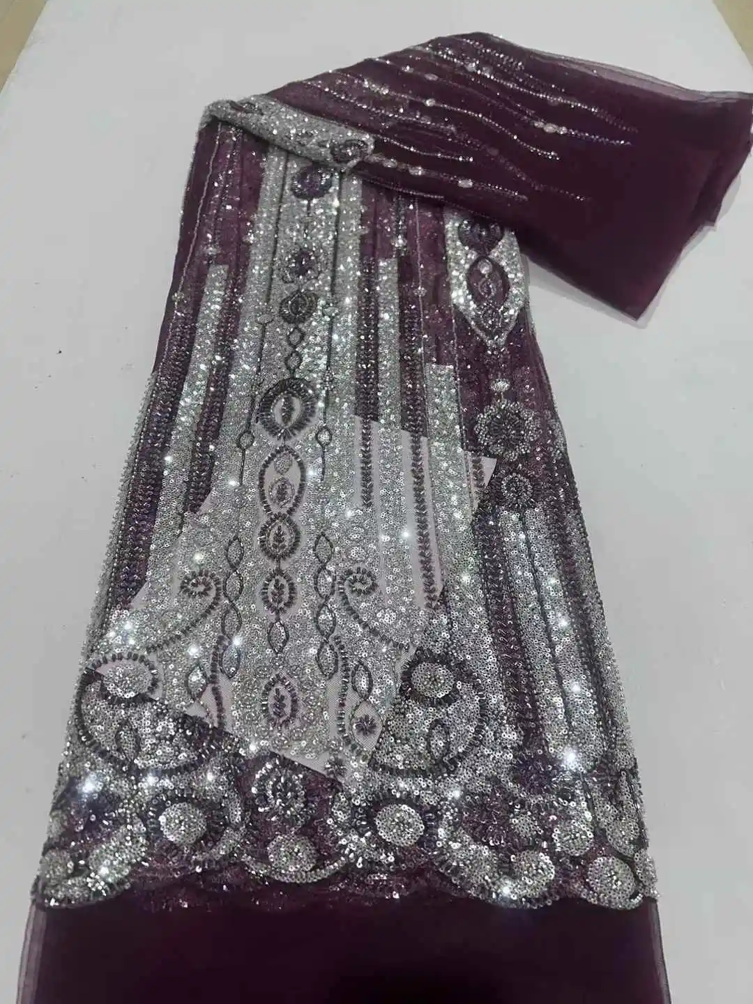 2025 New African French Nigerian High End Lace Fabric With Beads Sequins Mesh for Embroidery Wedding Party Bride Sewing Dress
2025 New African French Nigerian High End Lace Fabric With Beads Sequins Mesh for Embroidery Wedding Party Bride Sewing Dress