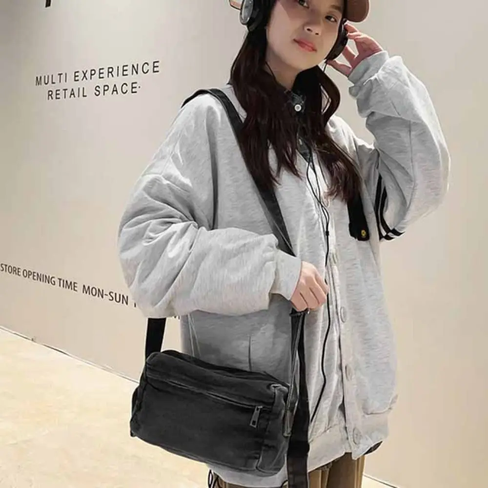 Y2K Denim Canvas Bag Street Style Large Capacity Vintage Handbag Shopping Bag Solid Color Solid Crossbody Bag Students
Y2K Denim Canvas Bag Street Style Large Capacity Vintage Handbag Shopping Bag Solid Color Solid Crossbody Bag Students