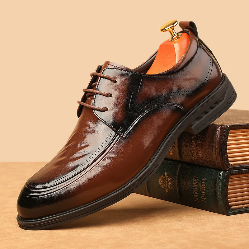 Новые мужские туфли: модные деловые кожаные повседневные туфли, мужские туфли на каблуке, туфли дерби на шнуровке
Новые мужские туфли: модные деловые кожаные повседневные туфли, мужские туфли на каблуке, туфли дерби на шнуровке
