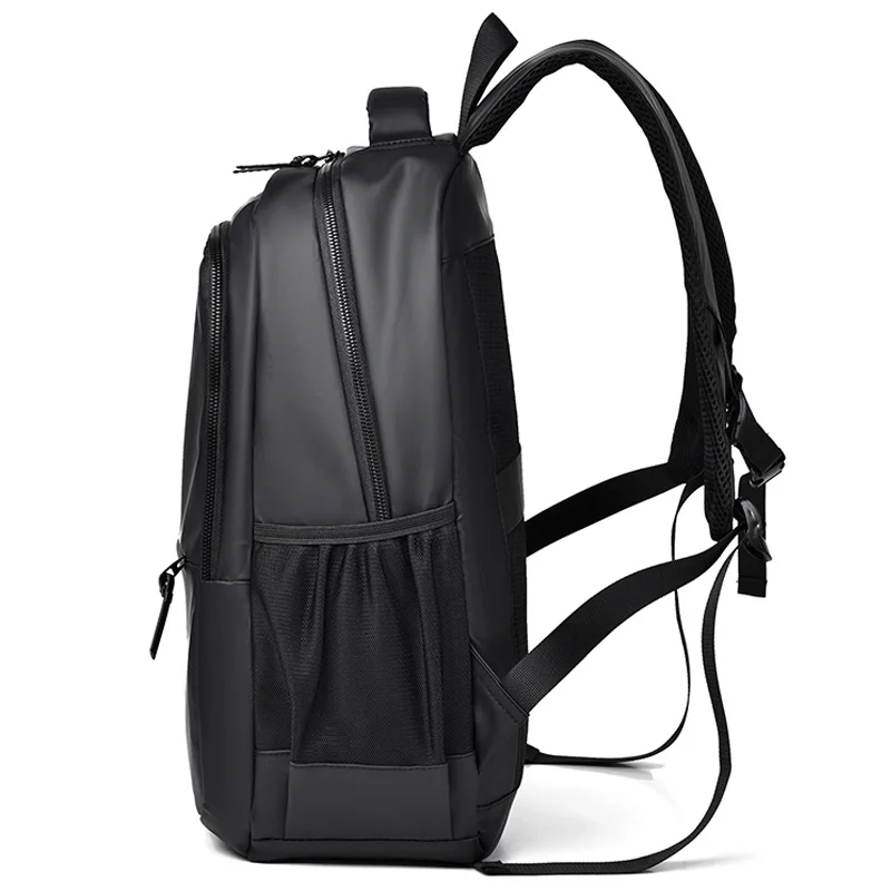 New large-capacity simple men's backpack high-end leisure travel backpack waterproof computer backpack.
New large-capacity simple men's backpack high-end leisure travel backpack waterproof computer backpack.
