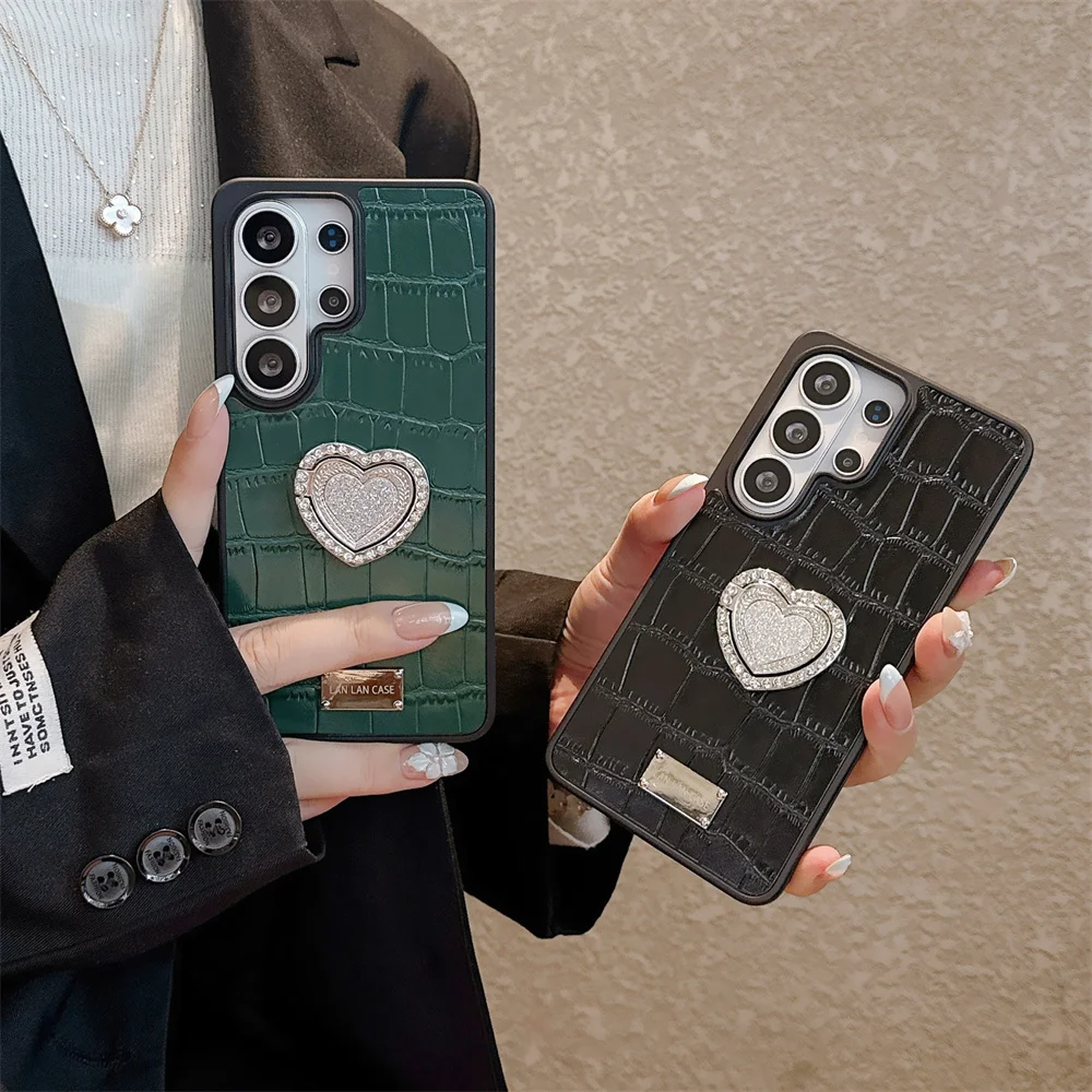 Luxury Rhinestone Heart Stand Phone Case for S26 Ultra Crocodile Pattern Ring Holder Protective Cover for SamSung Galaxy S25 S24
Luxury Rhinestone Heart Stand Phone Case for S26 Ultra Crocodile Pattern Ring Holder Protective Cover for SamSung Galaxy S25 S24