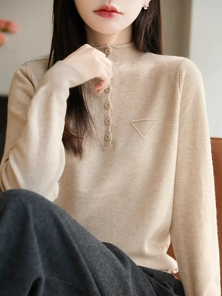 Женский вязаный свитер с высоким воротником, однотонный, простой дизайн, с длинными рукавами, теплый, для осени
Женский вязаный свитер с высоким воротником, однотонный, простой дизайн, с длинными рукавами, теплый, для осени