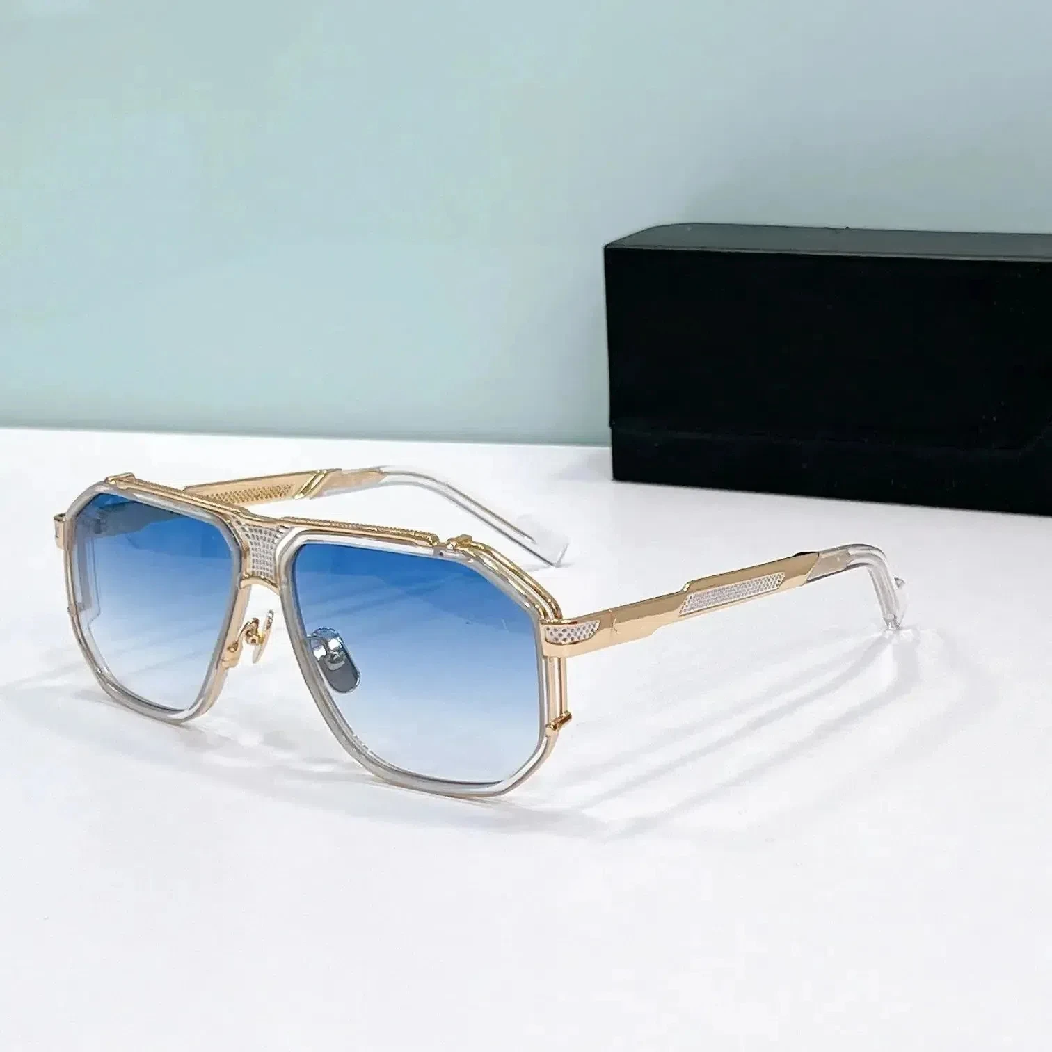 Newest Brand Women Men Eyewear MOD683 Alloy+Acetate Frame UV400 Polarized Gradient Driving Anti-Glare For Unisex Sun Glasses
Newest Brand Women Men Eyewear MOD683 Alloy+Acetate Frame UV400 Polarized Gradient Driving Anti-Glare For Unisex Sun Glasses
