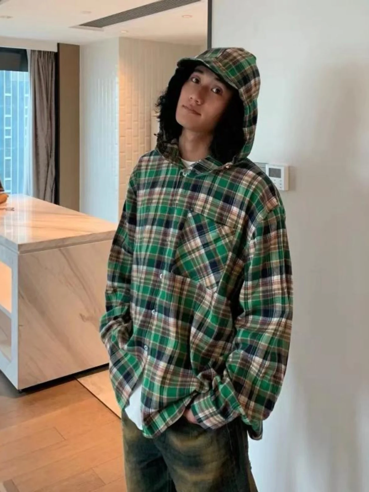 Autumn Spring Japanese Retro Plaid Hooded irt Men's Loose Casual Long Sve irt High-End Feeling Top Youth Faion
Autumn Spring Japanese Retro Plaid Hooded irt Men's Loose Casual Long Sve irt High-End Feeling Top Youth Faion