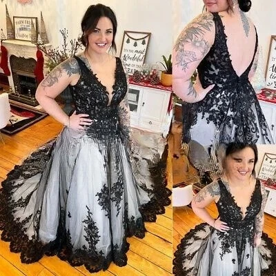 Gothic V Neck A-line Wedding Dresses Black White Appliques Mexican Bridal Long Formal Occasion vestidos Customised
Gothic V Neck A-line Wedding Dresses Black White Appliques Mexican Bridal Long Formal Occasion vestidos Customised