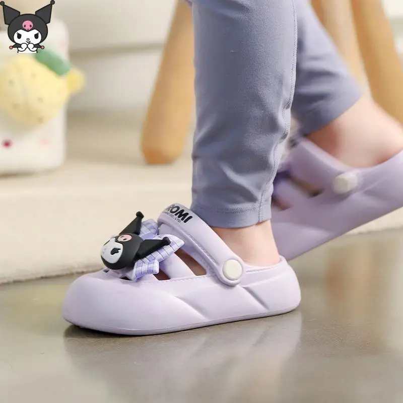 Садовая обувь Hello Kitty Cinnamoroll для девочек, новые летние сандалии с героями мультфильмов в стиле аниме, домашние пляжные сандалии на мягкой подошве Kawaii Sanrio, милые универсальные
Садовая обувь Hello Kitty Cinnamoroll для девочек, новые летние сандалии с героями мультфильмов в стиле аниме, домашние пляжные сандалии на мягкой подошве Kawaii Sanrio, милые универсальные