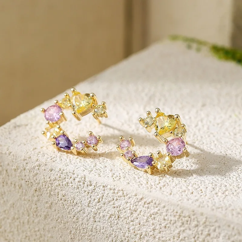 Colorful Rhinestone Hoop Earrings Iridescent Rhinestone Petal Earrings, Dainty Sparkly Jewelry For Women Party Gifts
Colorful Rhinestone Hoop Earrings Iridescent Rhinestone Petal Earrings, Dainty Sparkly Jewelry For Women Party Gifts