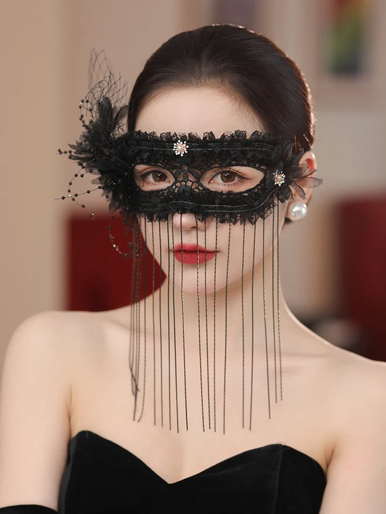 Blindfold Mask Ancient Style Full Face Women's Lace Hollow Tassel Black Sexy Cartoon Halloween Party Fancy Ball Photo Props 1Pc
Blindfold Mask Ancient Style Full Face Women's Lace Hollow Tassel Black Sexy Cartoon Halloween Party Fancy Ball Photo Props 1Pc