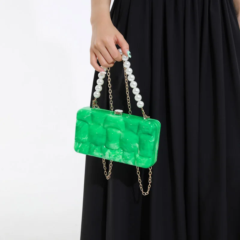 Акриловая коробка ярких цветов, маленький клатч, модная новая сумка через плечо с цепочкой для женщин, повседневные вечерние сумки с жемчужной цепочкой femme
Акриловая коробка ярких цветов, маленький клатч, модная новая сумка через плечо с цепочкой для женщин, повседневные вечерние сумки с жемчужной цепочкой femme