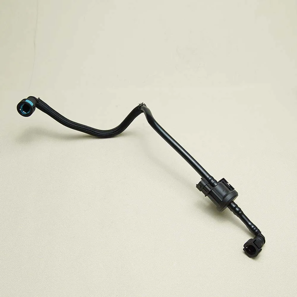 32242967 Car Carbon canister electromagnetic valve evaporator pipe For Volvo S60 S90 S90L V90 Cross Country 32312303 32312436
32242967 Car Carbon canister electromagnetic valve evaporator pipe For Volvo S60 S90 S90L V90 Cross Country 32312303 32312436