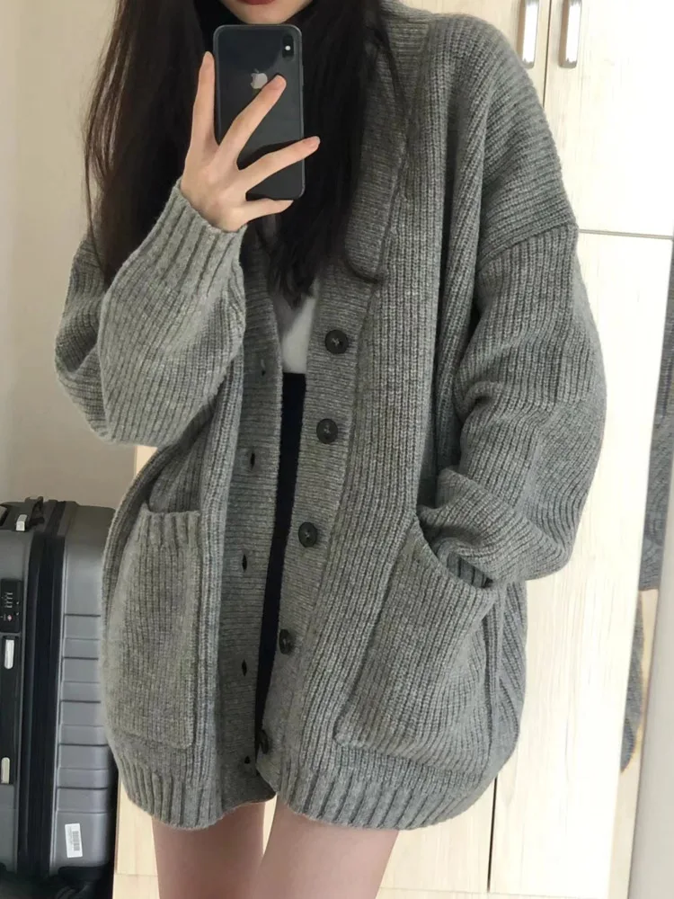 Cardigans Woman Street Korean Long Sleeve Fashion High Street Sweaters V-Neck Single Breasted Casual Cardigan Clothing Tops
Cardigans Woman Street Korean Long Sleeve Fashion High Street Sweaters V-Neck Single Breasted Casual Cardigan Clothing Tops
