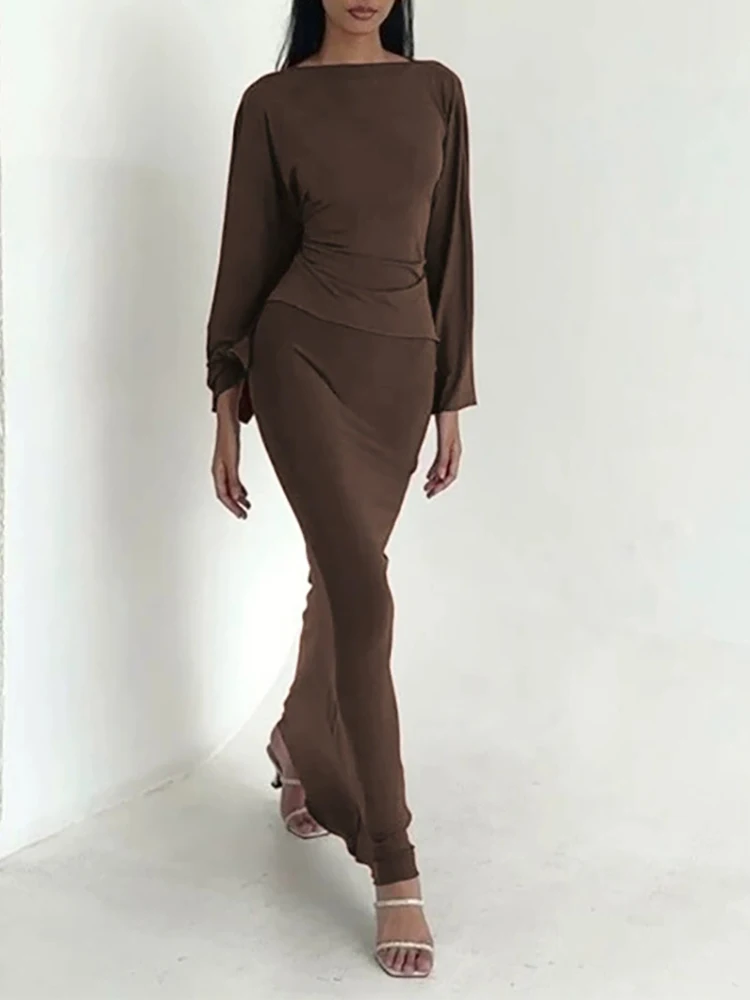 Autumn new solid color home loose skirt set daily comfortable long sleeved fish tail half skirt casual set
Autumn new solid color home loose skirt set daily comfortable long sleeved fish tail half skirt casual set