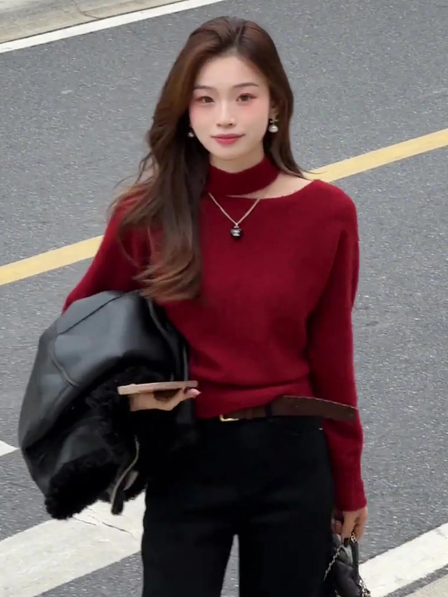 Soft Cozy Red Ne Hanging Knitted Sweater Women's Sle Boting Autumn Winter Faionable Outerwear Inner Match Knitted Top
Soft Cozy Red Ne Hanging Knitted Sweater Women's Sle Boting Autumn Winter Faionable Outerwear Inner Match Knitted Top