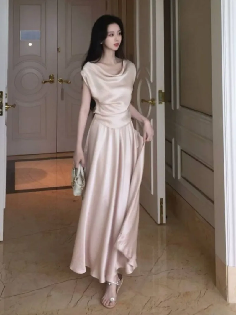 New High End Satin Summer Women's Two Piece Set Fashion Slant-cut Swinging Collar Blouse Top + High Waist Long Skirt 2 piece Set
New High End Satin Summer Women's Two Piece Set Fashion Slant-cut Swinging Collar Blouse Top + High Waist Long Skirt 2 piece Set