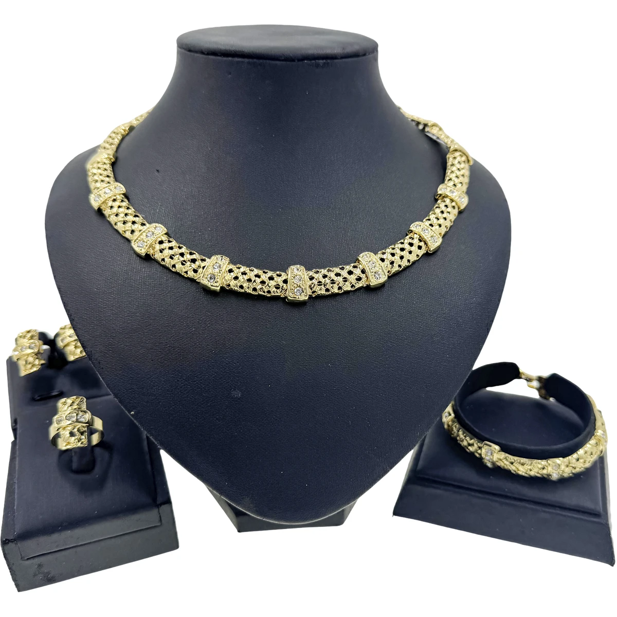 2024NEW Bridal Jewelry Sets Indian Necklace Bracelet Party Earrings Adjustable Ring Accessories and Gifts
2024NEW Bridal Jewelry Sets Indian Necklace Bracelet Party Earrings Adjustable Ring Accessories and Gifts