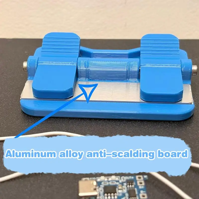 Professional LED Soldering Stand Helping Hands With Clip For Secure Holding Of And Wire
Professional LED Soldering Stand Helping Hands With Clip For Secure Holding Of And Wire