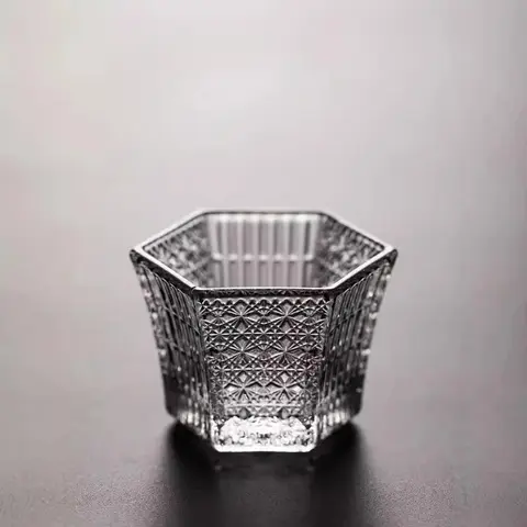 Sechseckiger gravierter Kristallglasbecher, hitzebeständiges Design für die Verkostung von Whiskey-Tee, für die Verkostung von Zuhause, Bar, Einzelportion Master Cup