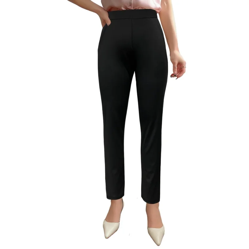 Plus Size Women Elastic Waist Straight Leg Pants Weekend Outfit
Plus Size Women Elastic Waist Straight Leg Pants Weekend Outfit