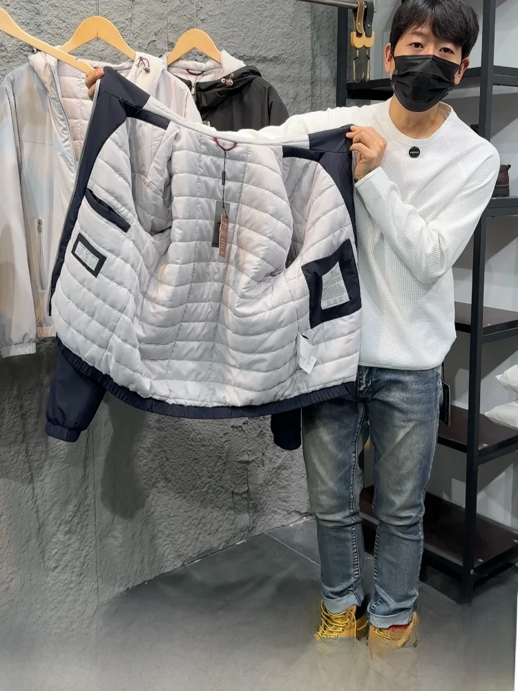 Italian Luxury Wool Silk Filled Men's Jacket Double Zipper Windproof Warm Fashionable Autumn Winter Coat Standard Fit Cleanfit
Italian Luxury Wool Silk Filled Men's Jacket Double Zipper Windproof Warm Fashionable Autumn Winter Coat Standard Fit Cleanfit