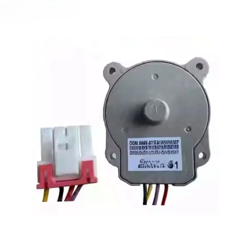 New For LG Refrigerator Cooling Fan Motor ODM-056F-07 DC12V Fridge Radiator EAU65058307 Freezer Parts
New For LG Refrigerator Cooling Fan Motor ODM-056F-07 DC12V Fridge Radiator EAU65058307 Freezer Parts