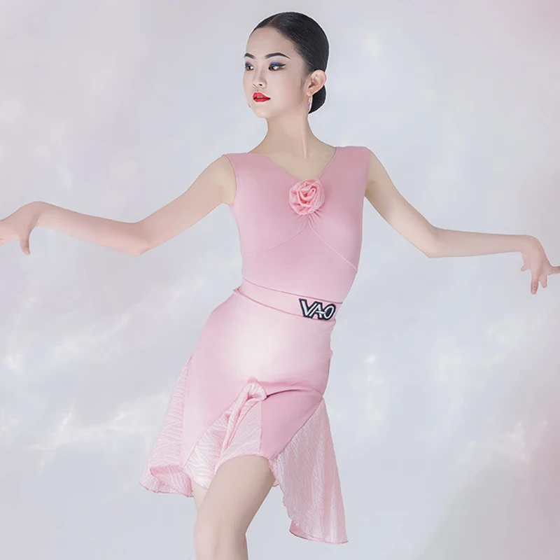 Розовое платье для латинских танцев, летняя детская одежда для латинских танцев, тренировочная одежда без рукавов, платье принцессы для девочек, одежда для выступлений BL15039
Розовое платье для латинских танцев, летняя детская одежда для латинских танцев, тренировочная одежда без рукавов, платье принцессы для девочек, одежда для выступлений BL15039