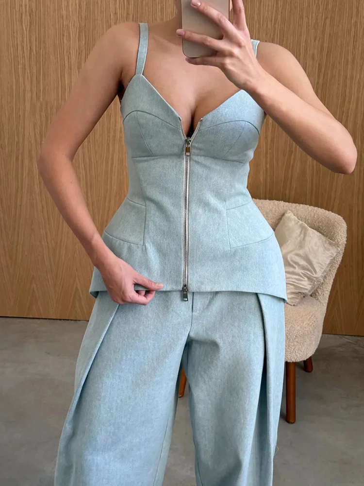 Street Sling Top Pant Set Women Double Zipper Cinched Waist Slim Vest Wide Leg Trousers 2026 Summer Lady All-matching Outfits
Street Sling Top Pant Set Women Double Zipper Cinched Waist Slim Vest Wide Leg Trousers 2026 Summer Lady All-matching Outfits
