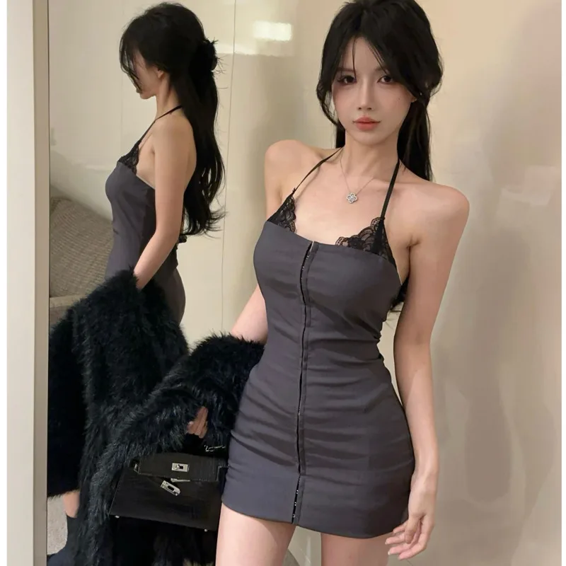 Sexy Lace Patchwork Slim Mini Dress Women Elegant Solid Color Halter Sleeveless Street Trend Skinny Party Clubwear Mini Bodycon
Sexy Lace Patchwork Slim Mini Dress Women Elegant Solid Color Halter Sleeveless Street Trend Skinny Party Clubwear Mini Bodycon