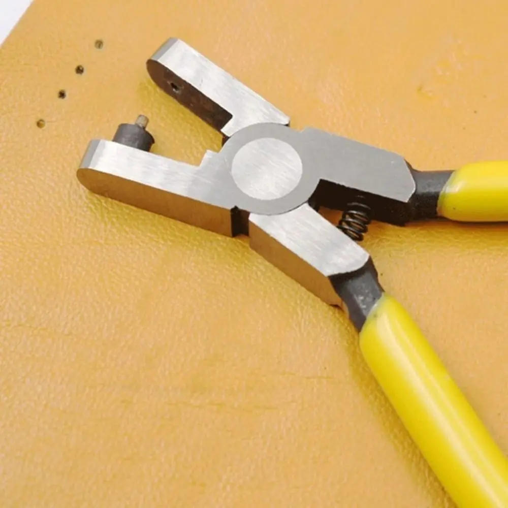 Leathercraft Leather Hole Punch Plier Carbon Steel Universal Watch Band Puncher DIY Crafts Portable Belt Punching Tool Belts
Leathercraft Leather Hole Punch Plier Carbon Steel Universal Watch Band Puncher DIY Crafts Portable Belt Punching Tool Belts