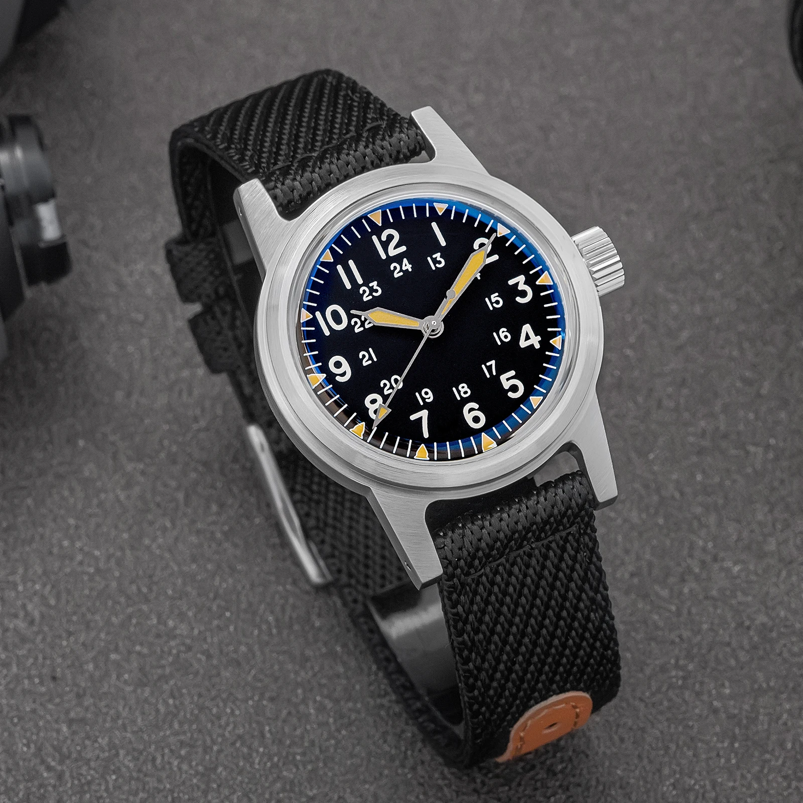 ADDIESDIVE NH35 Automatic Mechanical Watch 200M Waterproof Stainless Steel Wristwatch Bubble Mirror Glass Super Luminous Watches
ADDIESDIVE NH35 Automatic Mechanical Watch 200M Waterproof Stainless Steel Wristwatch Bubble Mirror Glass Super Luminous Watches